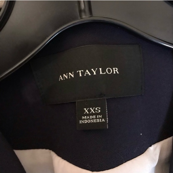 Ann Taylor Crepe Colorblock Topper Jacket - Picture 4 of 5